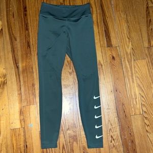 Women’s Nike leggings
